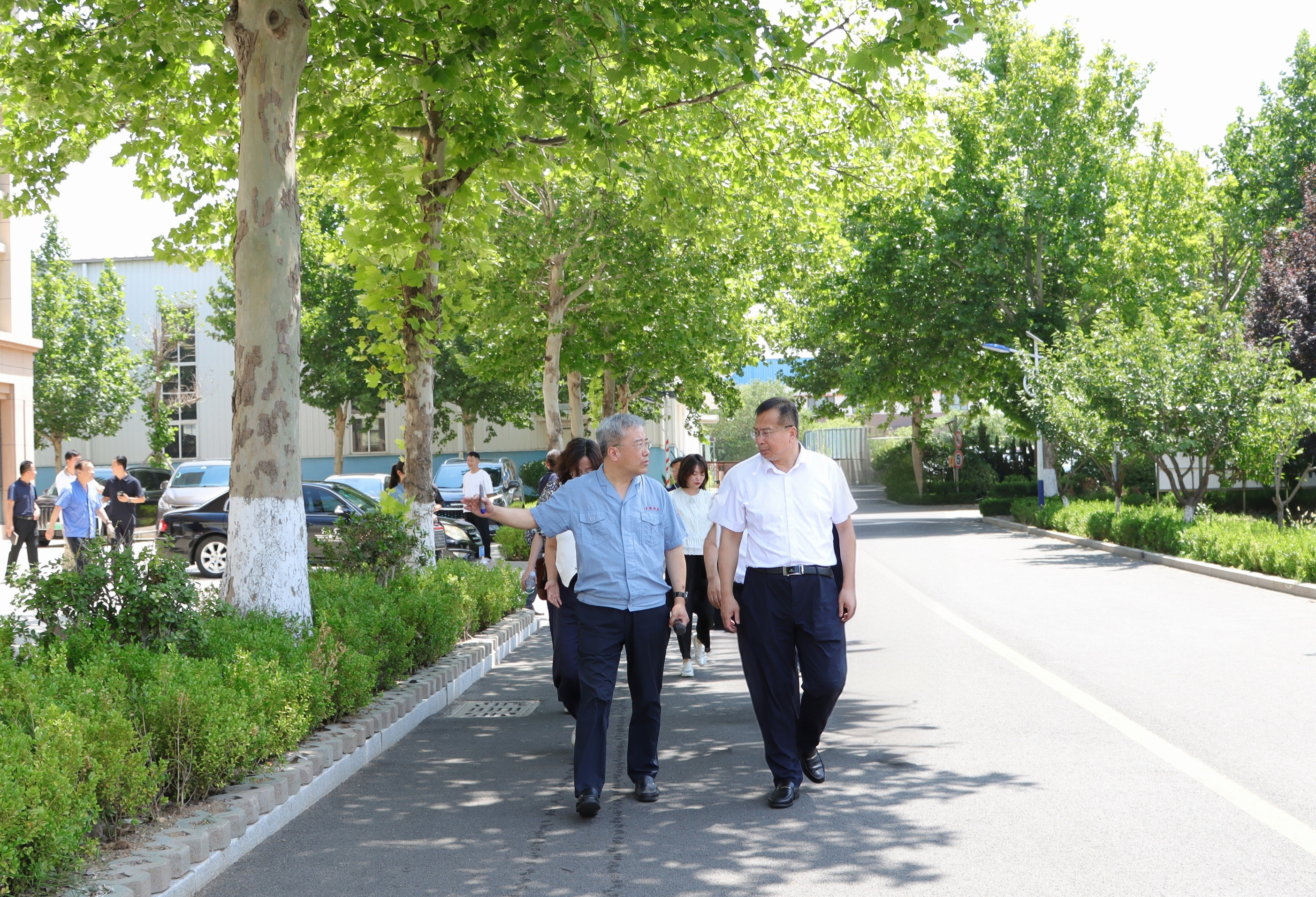 青島市科協黨組書記、主席王崇江一行 蒞臨青纜考察調研(圖1)